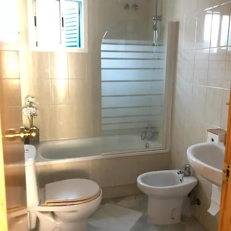 Apartment En Urbanizacion Enebros Huelva